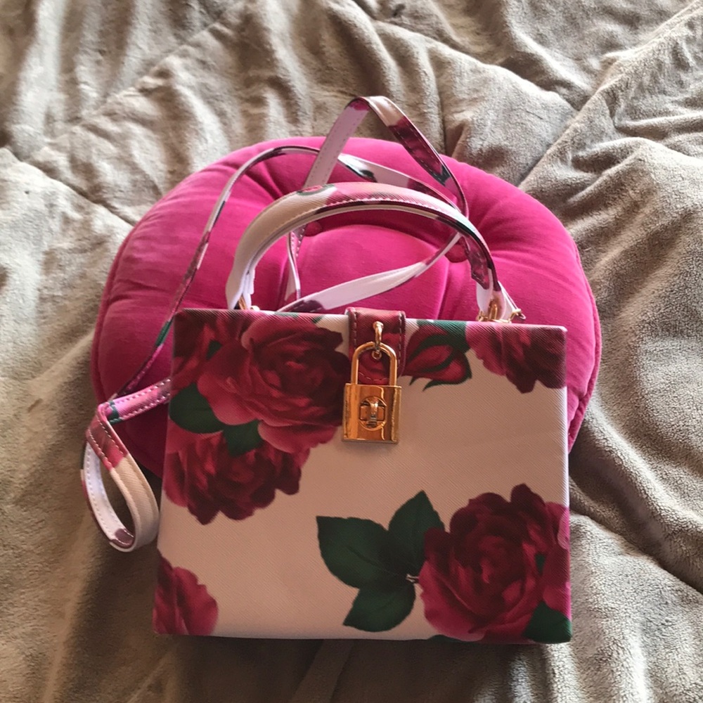 Cute cross body Purse